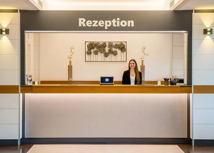 酒店 海尔布​​隆牛顿酒店 海尔布隆