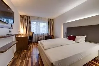 海尔布​​隆牛顿酒店 海尔布隆